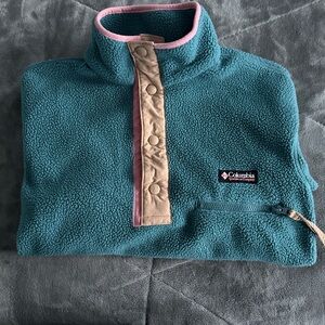 Columbia Turquoise Fleece with Pink and Beige Trim